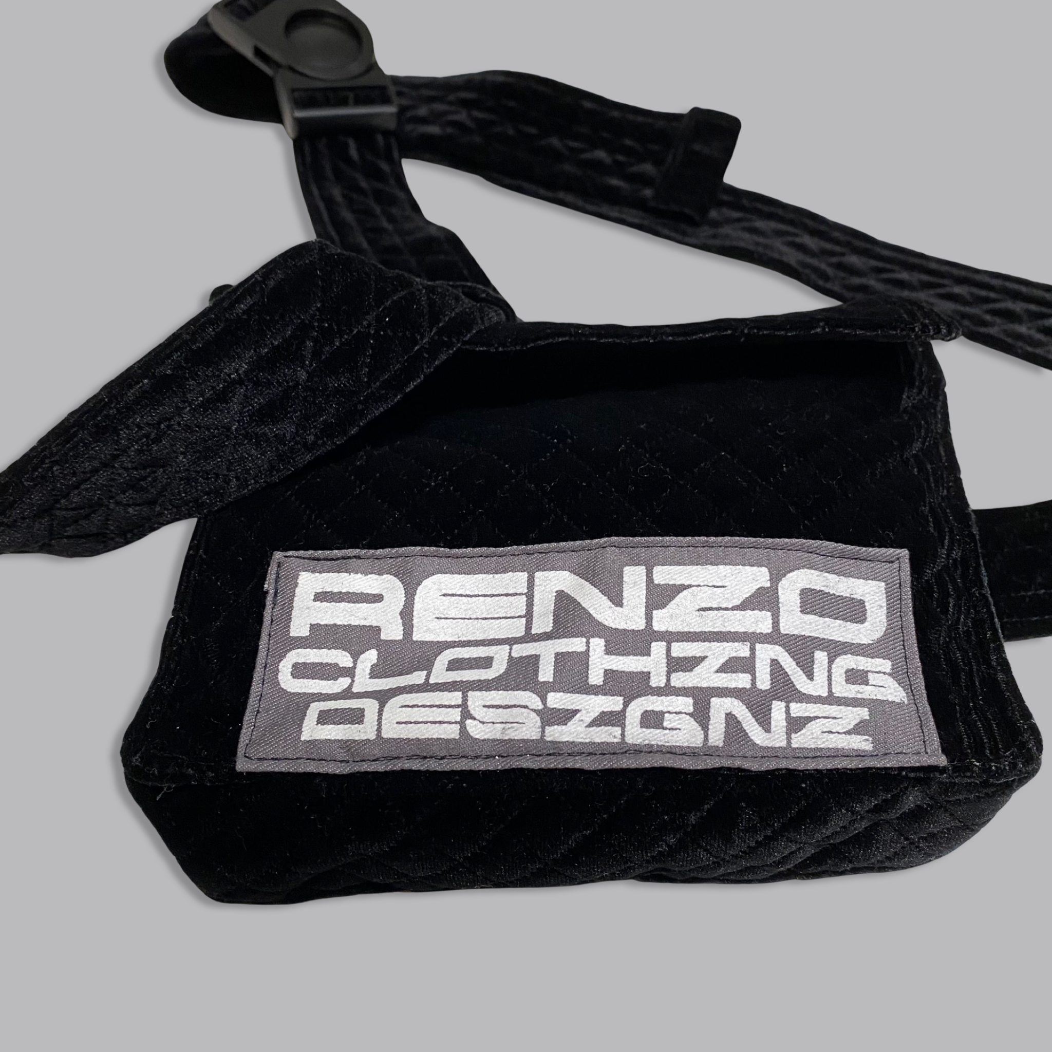 1/1 Crossbody Bag