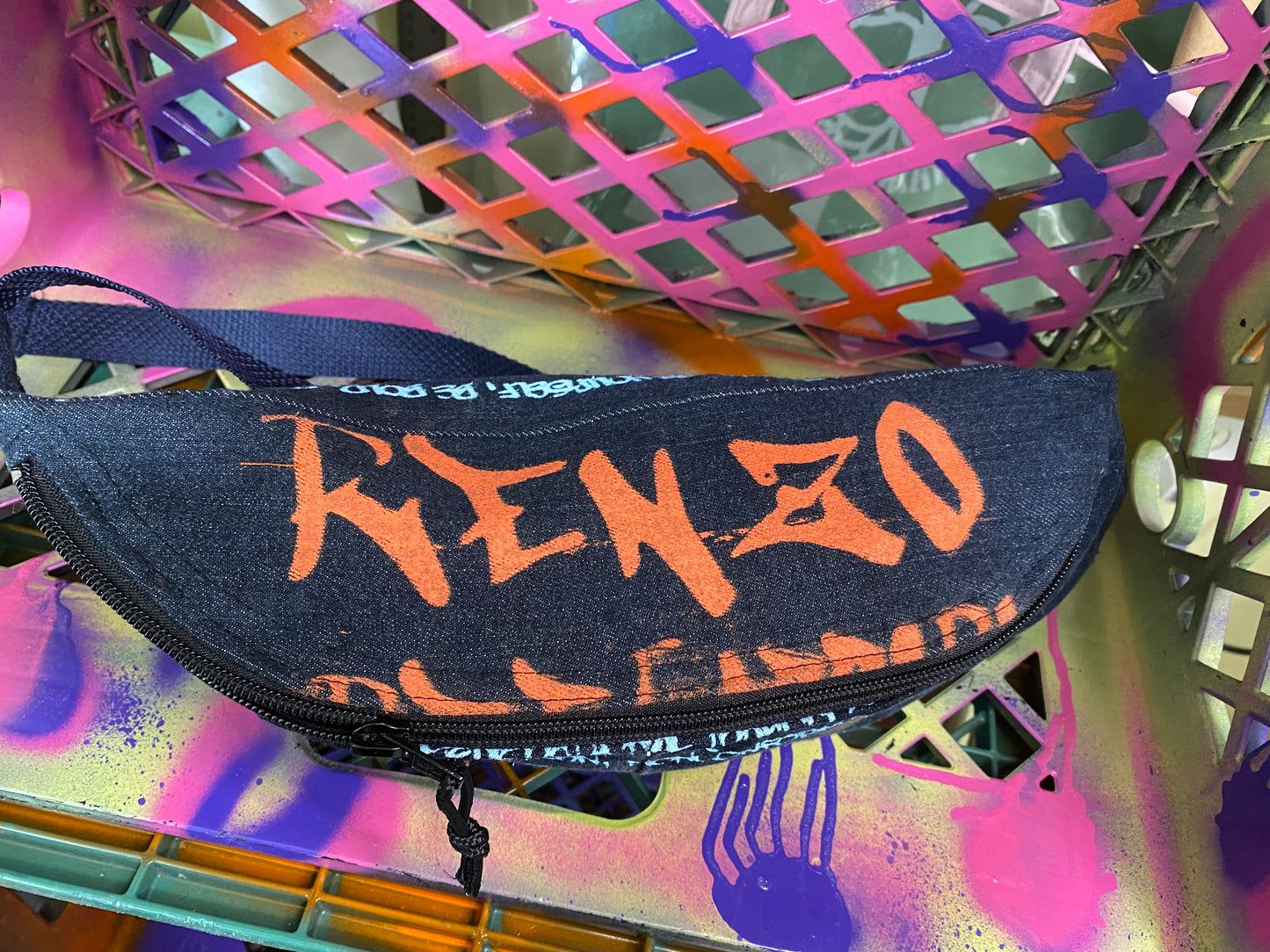 Writings, Fanny Pack
