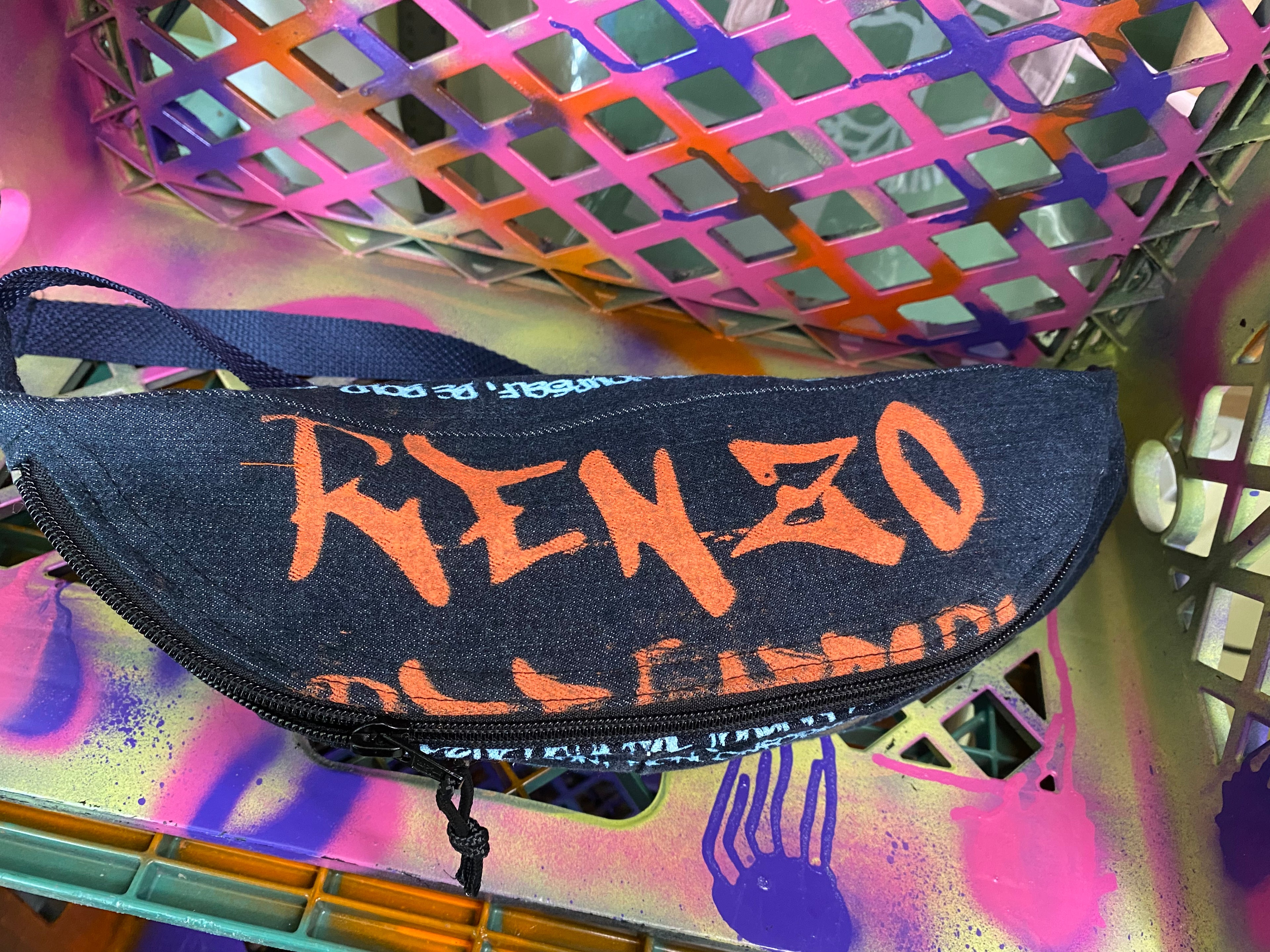 Writings, Fanny Pack